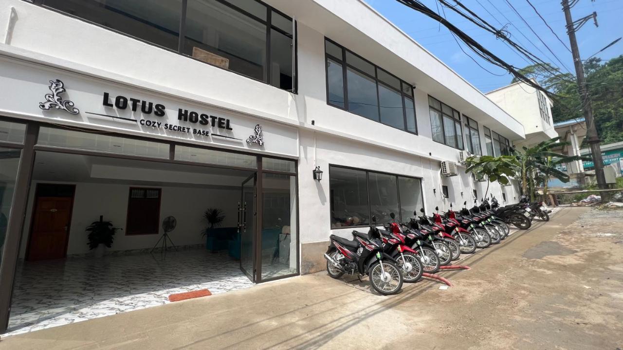 Ha Giang Lotus Hostel Motorbikes Tours Esterno foto